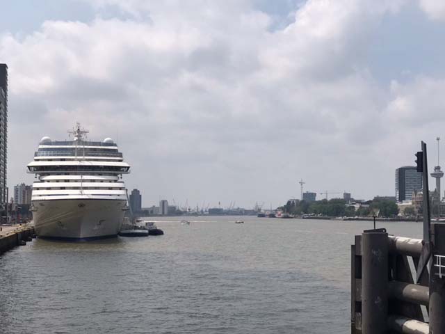 Marina aan de Cruise Terminal Rotterdam